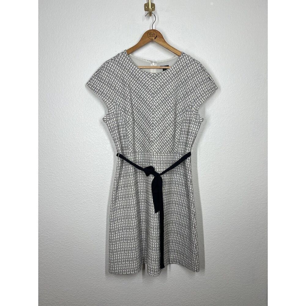 Ann Taylor Tie Waist Textured Knit Dress Size 12 Classic Dark Academia